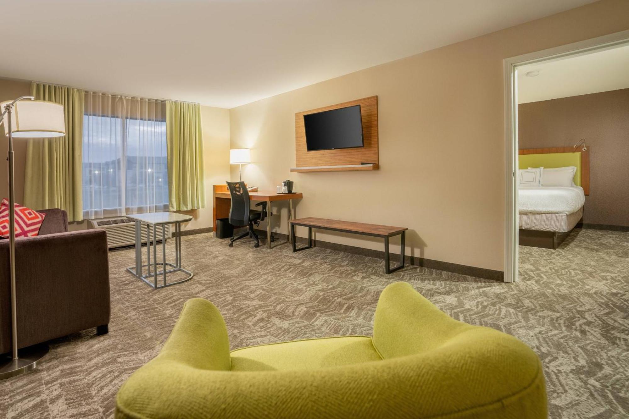 Springhill Suites By Marriott Denton Dış mekan fotoğraf