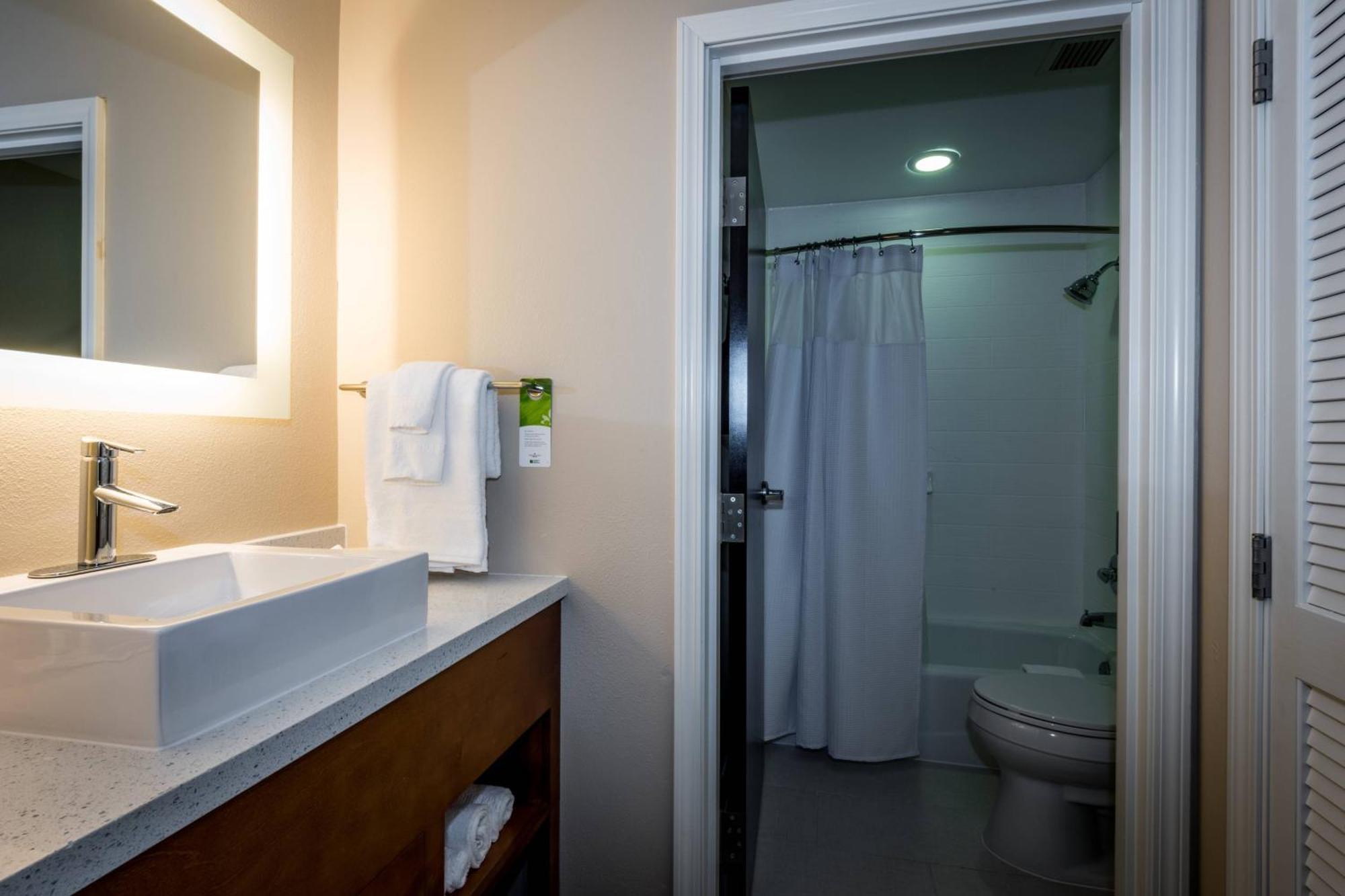 Springhill Suites By Marriott Denton Dış mekan fotoğraf
