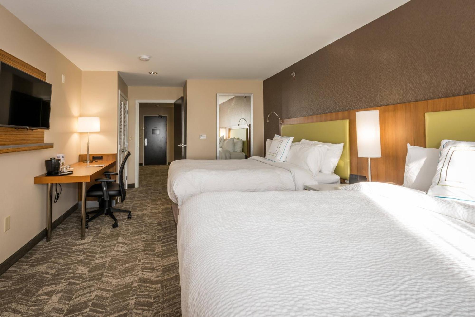 Springhill Suites By Marriott Denton Dış mekan fotoğraf