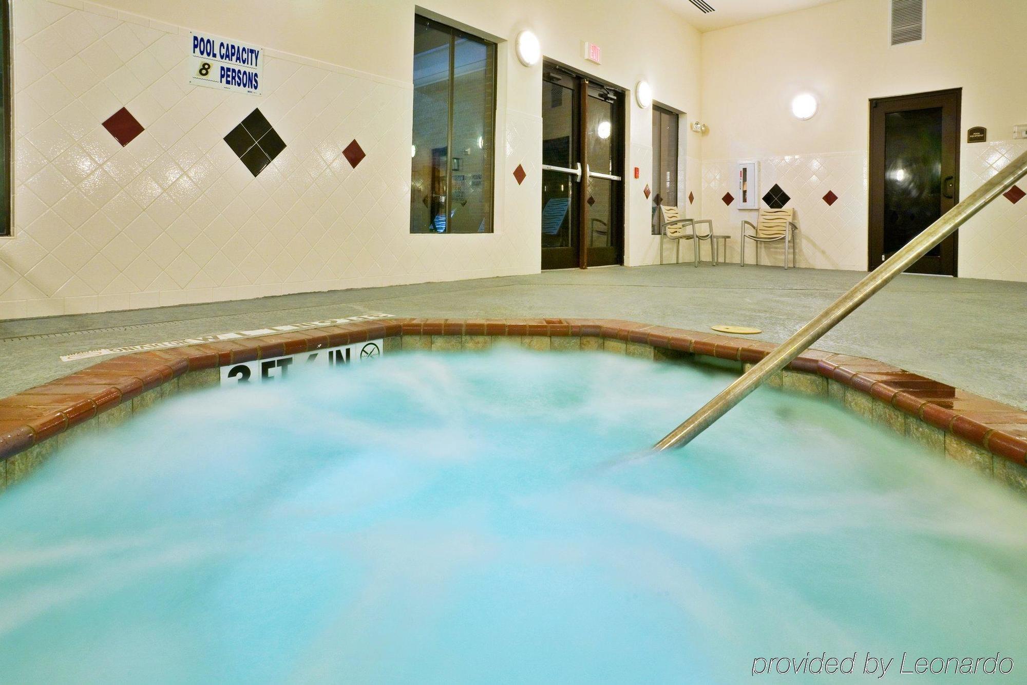 Springhill Suites By Marriott Denton Dış mekan fotoğraf