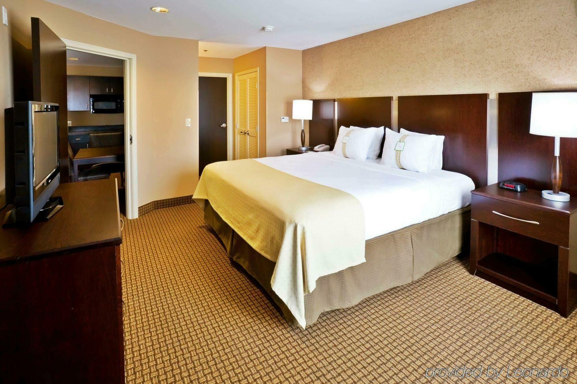 Springhill Suites By Marriott Denton Dış mekan fotoğraf